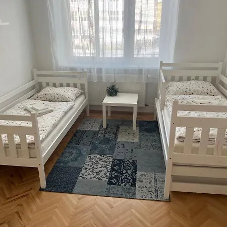 Apartament Stefanik *